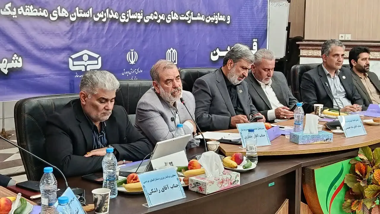 مدیرعامل خیرین مدرسهساز: خیرین باید از جزیرهای عمل کردن خارج شوند