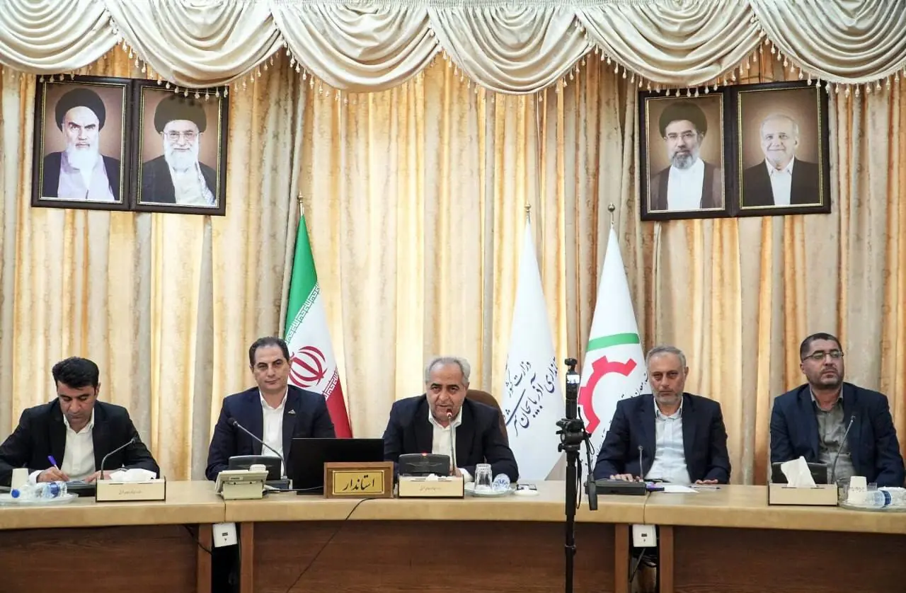 استاندار آذربایجانشرقی: مردم باید نتیجه جلسات را در کف کارخانهها و معیشت خود لمس کنند