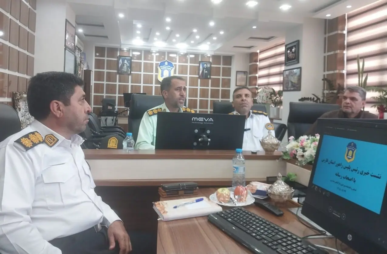 مقابله پلیس با انسداد کوچهها و معابر عمومی در شیراز/توصیههای ترافیکی برای بازگشایی مدارس