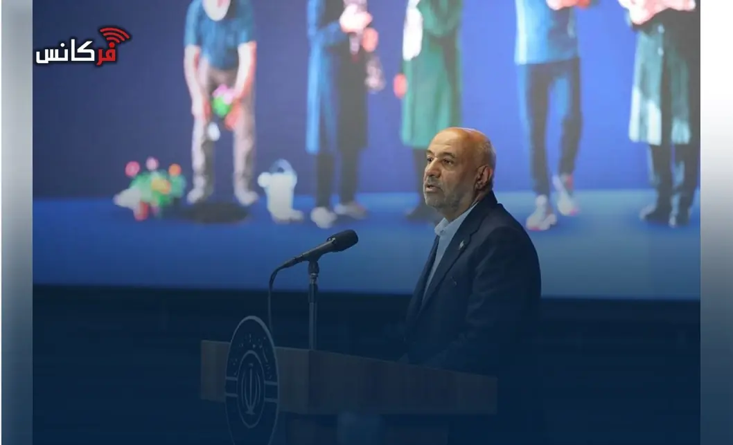 وزیر تعاون، کار و رفاه اجتماعی در نشست صمیمانه رئیسجمهور با بازنشستگان تشریح کرد؛ دولت چهاردهم به جای راهحلهای کوتاهمدت، در حال تغییر قواعد سیاستگذاری است
