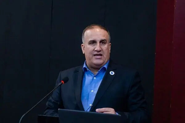  بحران در مرزهای تجاری؛ چذابه بسته و ۴۶۷۱ کامیون در دوغارون متوقف شدند