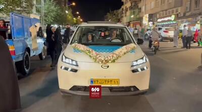 کاروان عروسی در تجمعات شبانه تهران