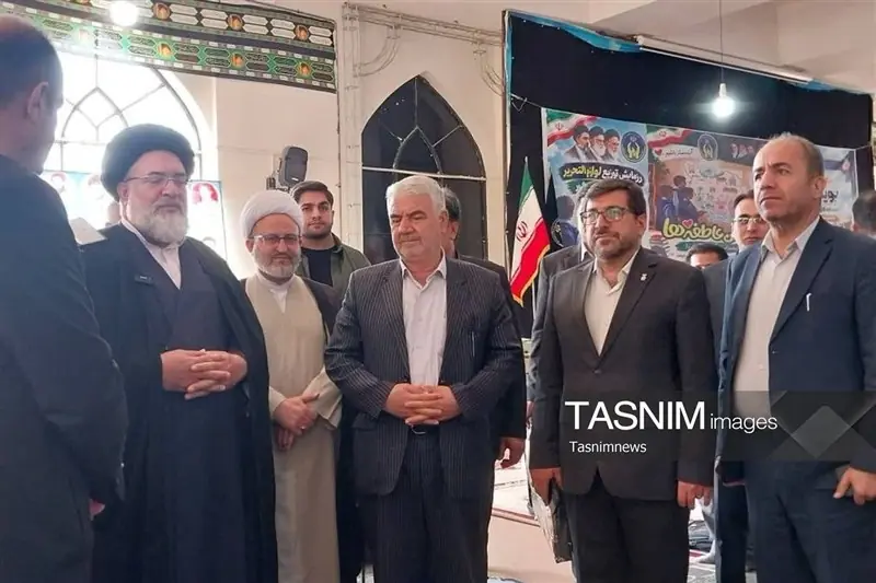 رزمایش آیندهسازان درکهگیلویه وبویراحمد؛30هزاربسته نوشتافزار توزیع شد - تسنیم