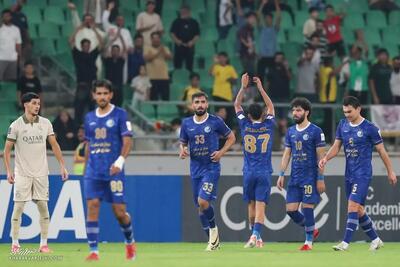  کری‌خوانی برای پرسپولیس پس از برد اول آسیایی استقلال
