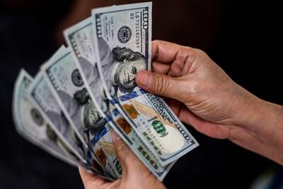 پیشبینی قیمت دلار برای پنجشنبه ۲۶ شهریور/ بازار در دوراهی صعود و اصلاح