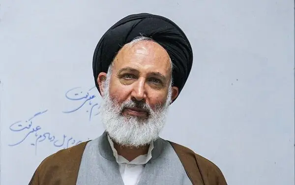 آیت الله ایازی: انقلاب را نمیتوان با فحاشی، هتک حرمت، تهمت و تندروی تعریف و حفظ کرد