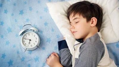  چطور خواب بچه‌ها را برای مدرسه تنظیم کنیم؟؛ چند راهکار ساده برای والدین