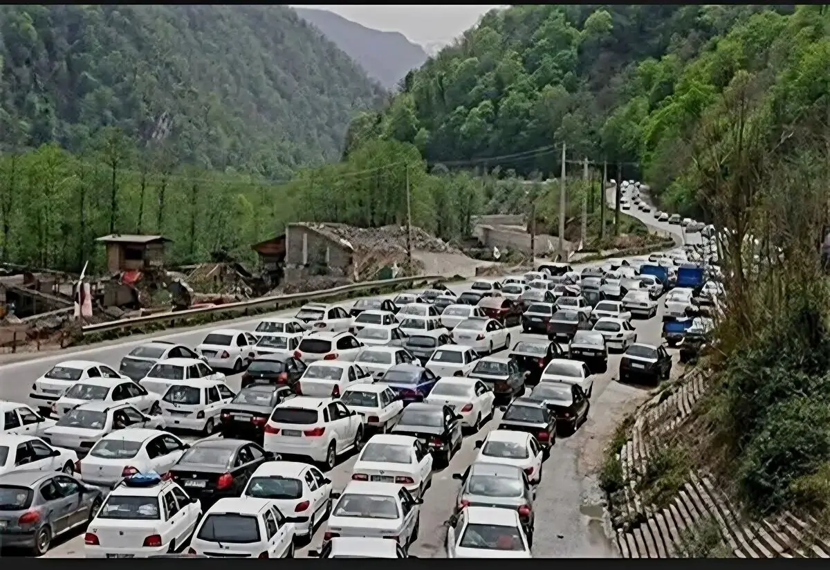 ترافیک سنگین در محورهای چالوس، هراز و آزادراه قزوین-کرج-تهران