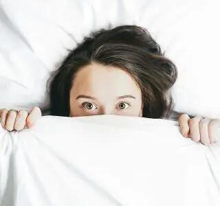 چرا مدام مکالمهها را در ذهنم مرور میکنم؟