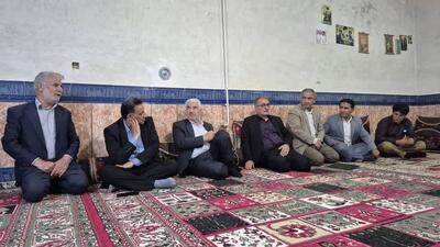 استاندار کهگیلویهوبویراحمد:خدمت به خانواده شهدا در اولویت برنامههای دولت است