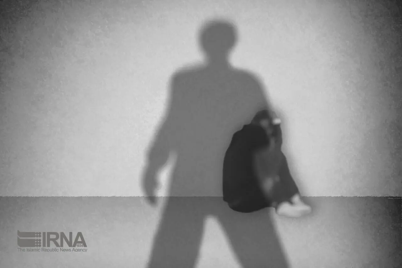 کارشناسان درباره مراقبت از نوجوانان در معرض خودآسیبرسانی چه میگویند؟