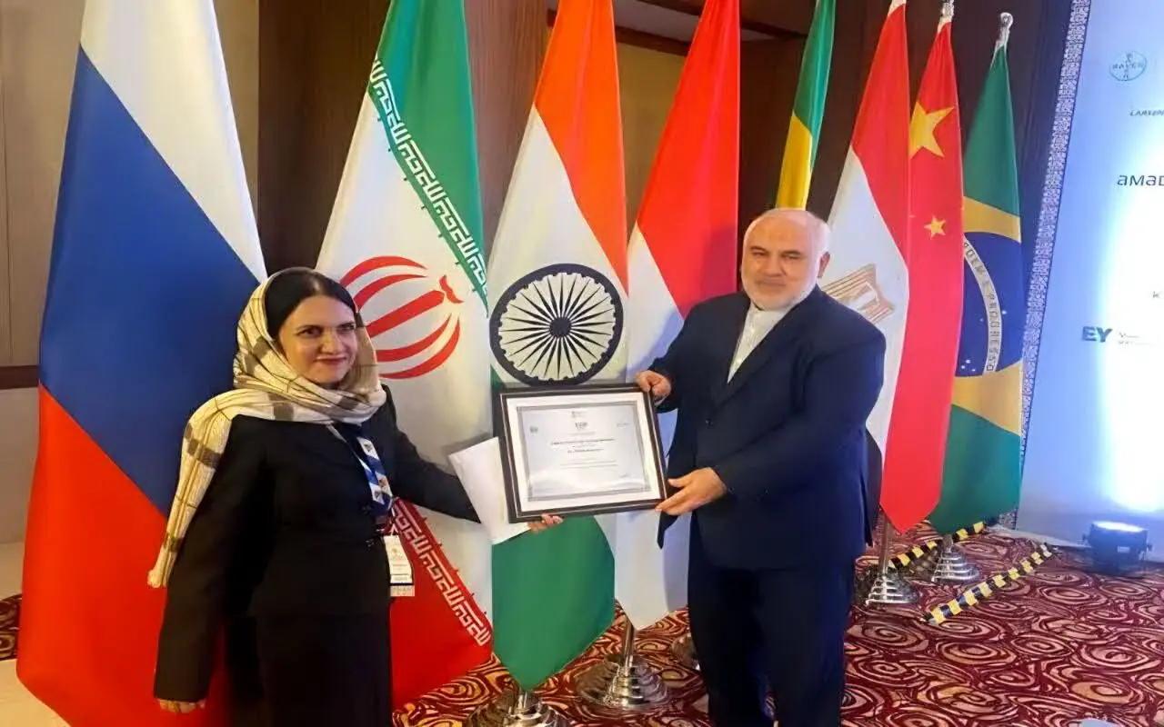 نبوغ ایرانی در آوردگاه جهانی؛ اعظم کرمی چگونه بر قله استارتاپهای بریکس ایستاد؟