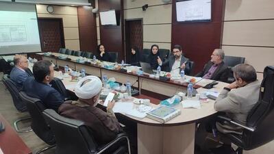  بررسی ۷ سرفصل درسی در شورای گسترش علوم انسانی و هنر دانشگاه آزاد