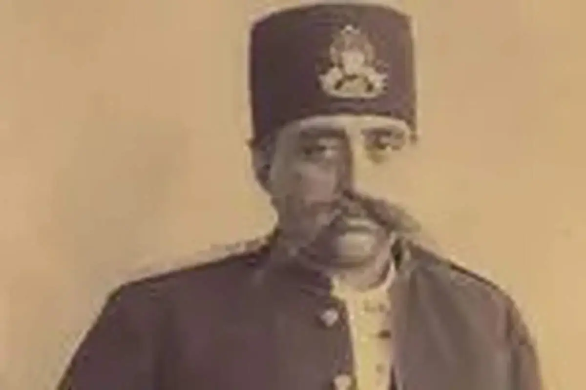 عکسی کمتر دیدهشده از «مظفرالدین شاه» در پارک آبدرمانی فرانسه
