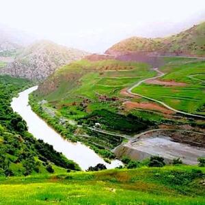 دو چهره زیبای ایران