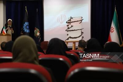 روایت مقاومت و جنگ رمضان در بوشهر با رونمایی از «لوح وطن» - تسنیم
