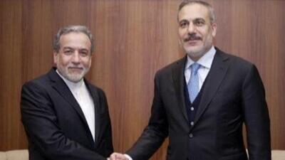 گفتوگوی تلفنی عراقچی و فیدان درباره تحولات منطقه