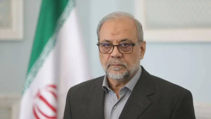 ذوالقدر: تا به زیر کشیدن ترامپ تنگه هرمز را نخواهیم گشود