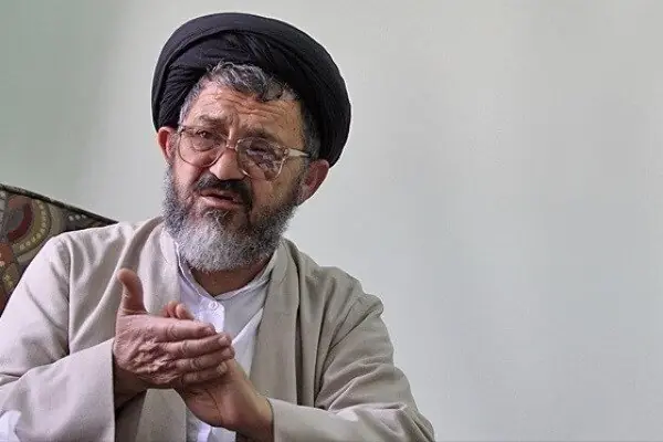 عضو جامعه روحانیت: اگر فقط خود را برای هر کاری شایسته بدانیم گرفتار تمامیتخواهی میشویم