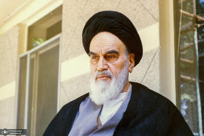  علت تأکید امام بر شکل‌گیری نیروهای سه‌گانه سپاه چه بود؟