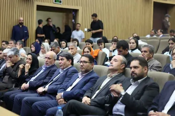  استاندار کرمان: فوتبال ظرفیتی مهم برای اعتلای فرهنگ نسل جوان است