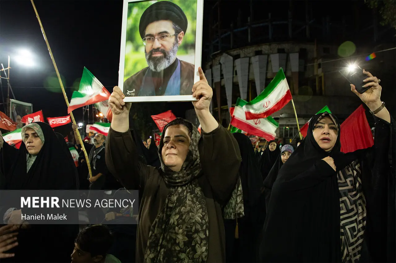 مهدی رسولی: ملت ایران تارسیدن به قله آرمان های خود در صحنه حضور دارد