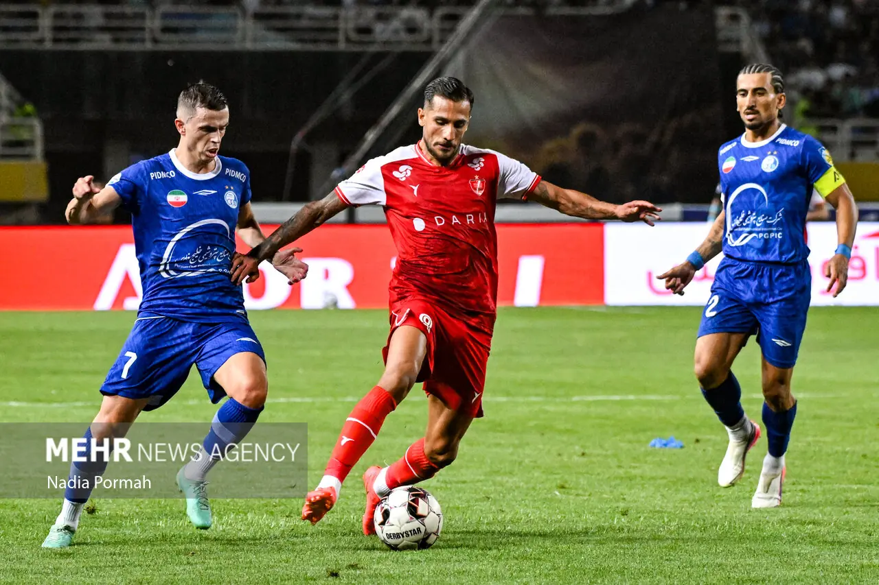  شکایت باشگاه پرسپولیس از بازیکن استقلال رد شد - پارس فوتبال