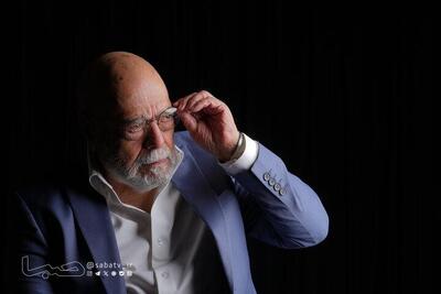  در پاسداشت ۶۰ سال حضور اکبر زنجانپور بر صحنه | مجموعه رسانه ای صبا