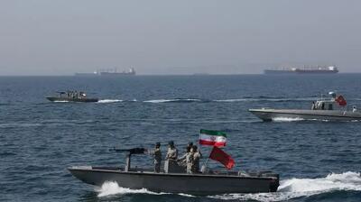  فرزند شهید تنگسیری: تنگه هرمز همواره محل ایستادگی ایران در برابر زیاده‌خواهی‌ها بوده است + فیلم