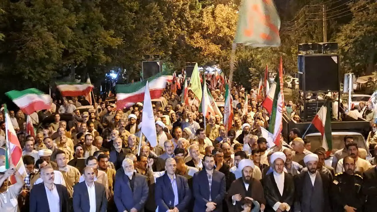 روایتی از دلدادگی مردم انقلابی خوی در قرارهای شبانه + عکس