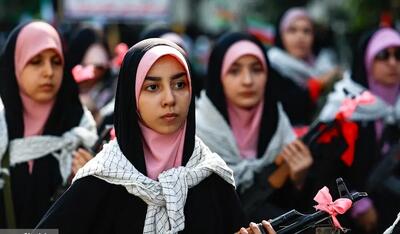رژه جانفدایان در لبیک به رهبر معظم انقلاب اسلامی/ جانفدایان؛ نماد آمادگی برای دفاع از ایران+ فیلم و عکس