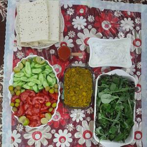 خوشمزه نهارامروزمون سیب زمینی دوپیازه بامخلفات،نوش نگاه پرفروغتون 😋😋🍀💫🌺مهربانی،ادمهارابه هم نزدیک میکنداماچیزی که آنهاراکنارهم نگه میدارد،معرفت،وفاوانسانیت است....🌺🌺🌺💫💫💫🕊🕊دستپخت خانم گل ومهربون خونم 😘🥰💞💖💕💓🤍💚🫶🫶 | آخرین خبر