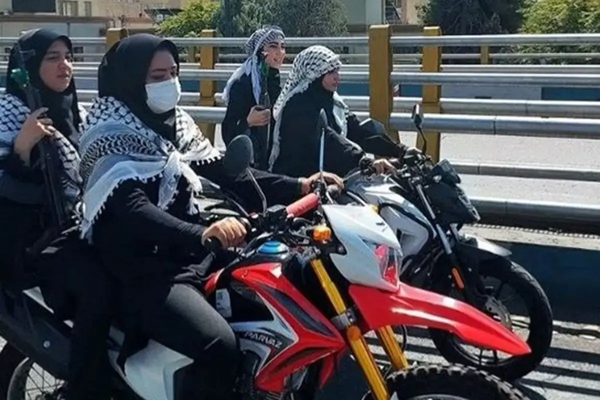 حضور دختران موتورسوار در رزمایش «جانفدا»