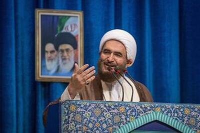  باید نسبت به تهاجم فرهنگی و تلاش برای تضعیف بنیان خانواده هوشیار بود