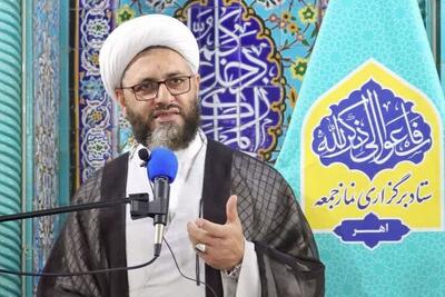 جلیلی از عادی شدن گناه در جامعه انتقاد کرد/ امام جمعه اهر: جامعه اسلامی اندلس به دلیل اختلافات و فساد از درون تضعیف شد و در نهایت سقوط کرد