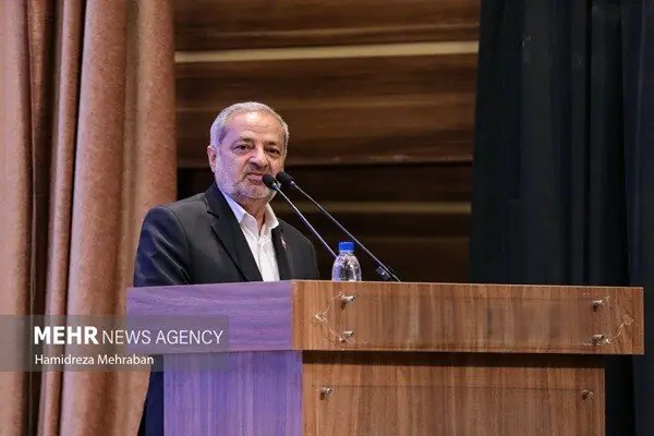 کاظمی: دانش آموزان باید با شخصیتها و مفاخر ایرانی آشنا شوند