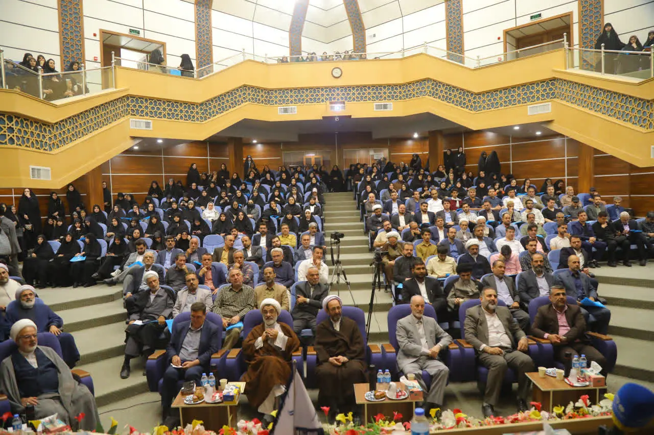 گزارشی از نخستین همایش ملی «آیندهپژوهی و علوم انسانی»؛ عبور از انفعال به معماری فردا؛ علوم انسانی چگونه آینده ایران را میسازد؟