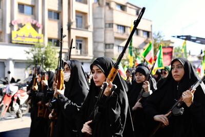 ما قطعا انتقام خون امام شهید خود را از دشمن خواهیم گرفت/ پدرِ دشمنِ متجاوز آمریکایی را در میآوریم + فیلم
