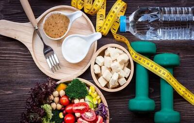 بهترین رژیم لاغری کدام است؟ این رژیمها واقعاً به کاهش وزن کمک میکنند!