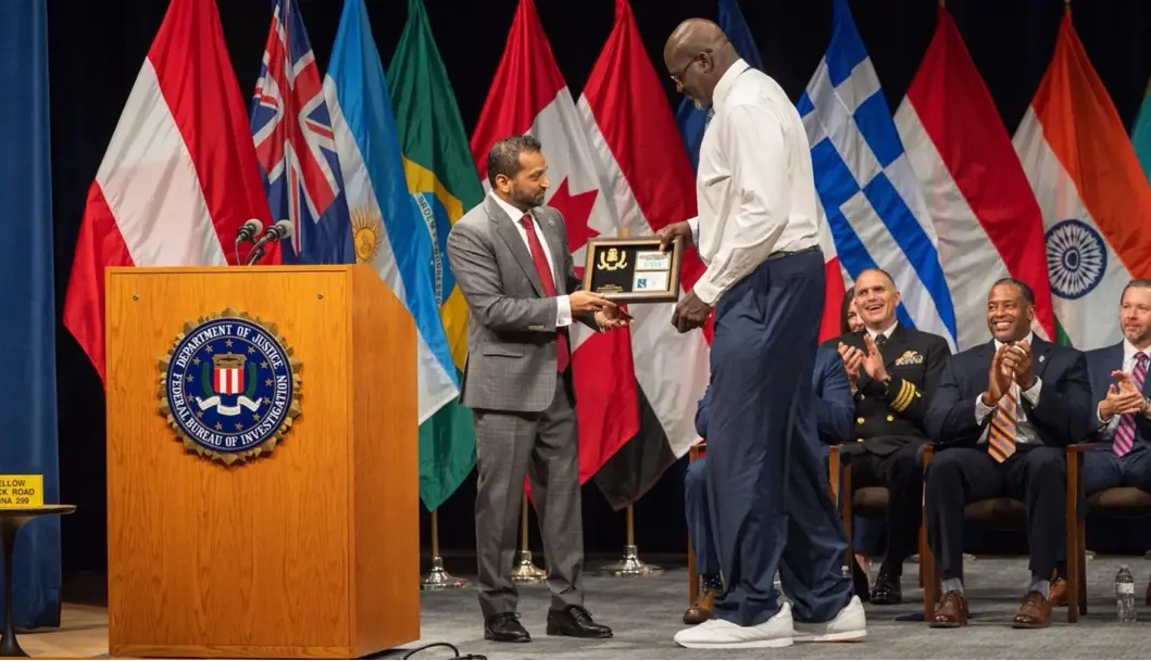 اسطوره NBA مأمور FBI شد | آخرین خبر