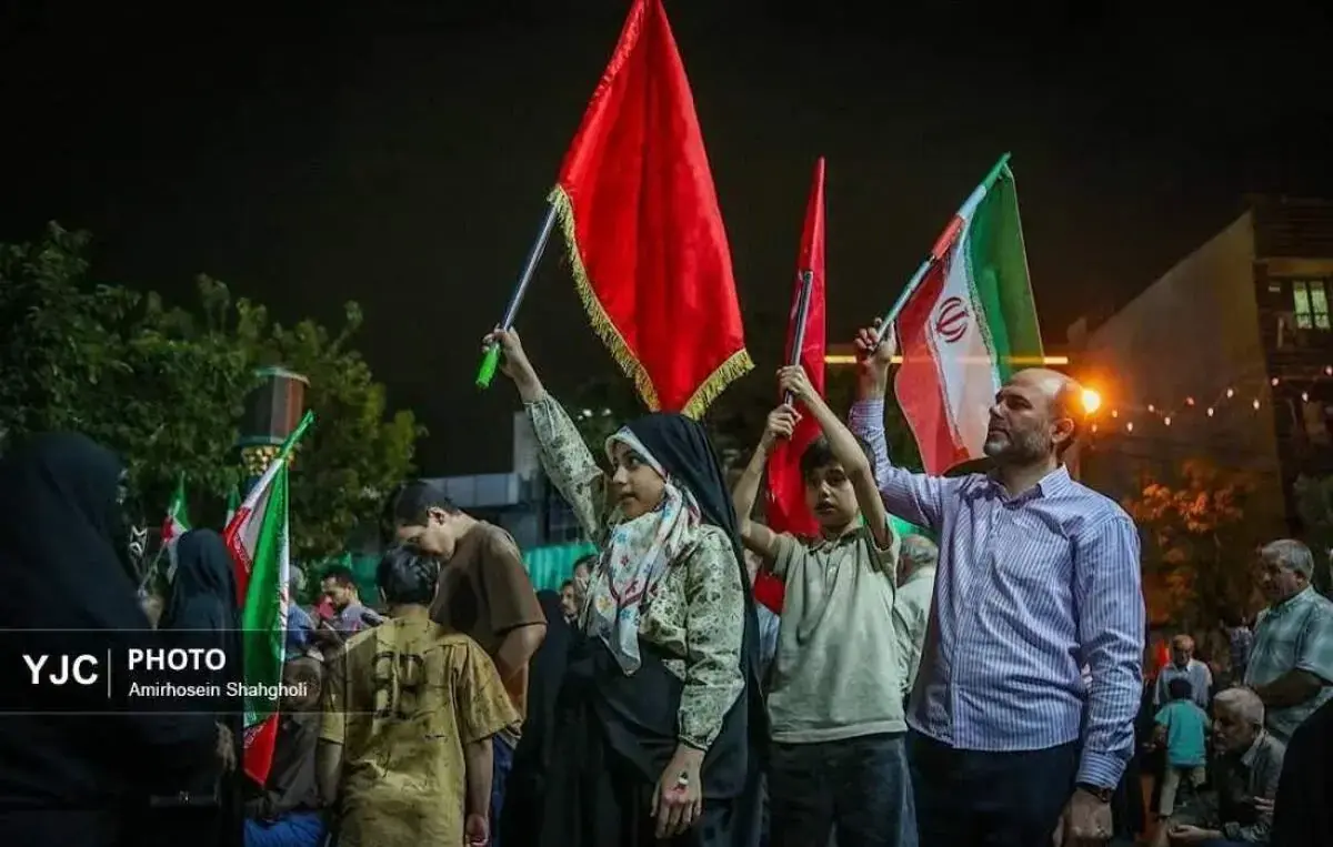  تصویر توجه‌برانگیز از «سنگر مشاوره» در تجمعات شبانه