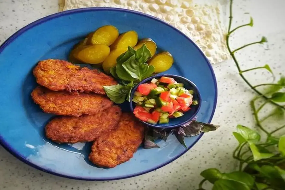  طرز تهیه کتلت با گوشت کوبیده آبگوشت؛ خوشمزه و سریع