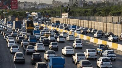 ترافیک سنگین در آزادراه قزوین ـ کرج و محور شهریار ـ تهران/ محور طالقان ـ هشتگرد مسدود است