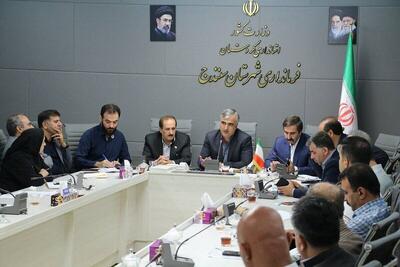 فرماندار سنندج: آمادگی دستگاهها برای فصل سرد و پیشگیری از حوادث تقویت شود