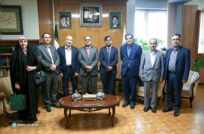 تقویت دیپلماسی علمی، محور گفتوگوی رئیس دانشگاه تهران و سفیر پاکستان