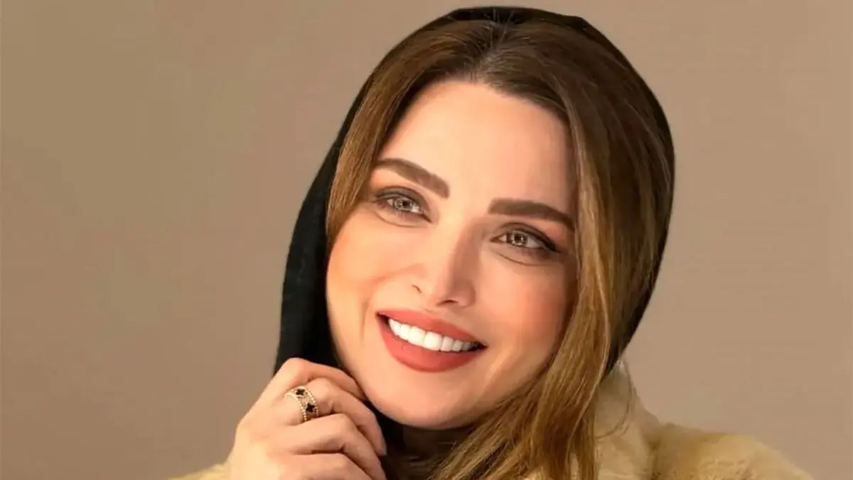 فیلم / فال امروز حافظ برای بهنوش طباطبایی/ آه بهنوش طباطبایی گریبان مهدی پاکدل را گرفت؟