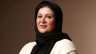  سفر زمان/ عکس تیپ و چهرۀ متفاوت «ریما رامین فر» بازیگر سریال پایتخت روی صحنه تئاتر؛ سال 97