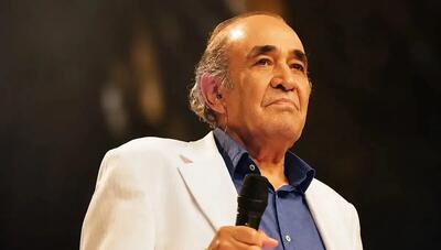 سنگ مزار ایرج خواجهامیری نصب شد