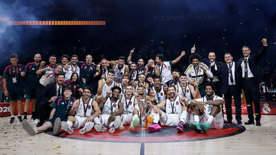 رئال مادرید با پیروزی برابر المپیاکوس قهرمان سوپرجام یورولیگ شد
