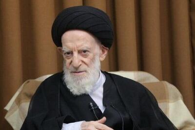  تصویری از  آیت‌الله شبیری‌ زنجانی روی تخت بیمارستان
